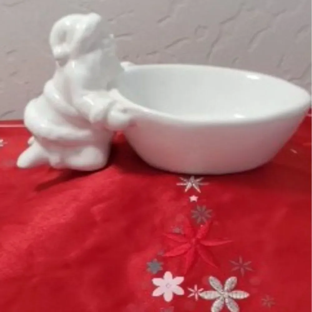 Williams Sonoma Santa Dish Holiday Candy Dish or Soap Dish White Ceramic